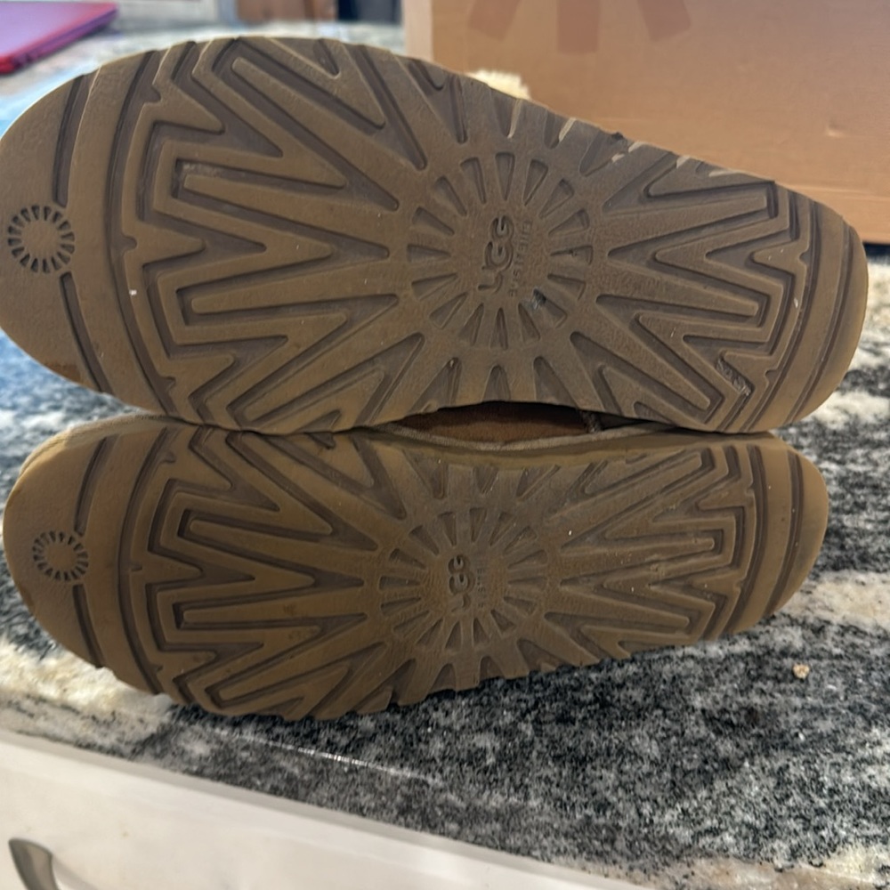 Bailey Button Triplet - image 5